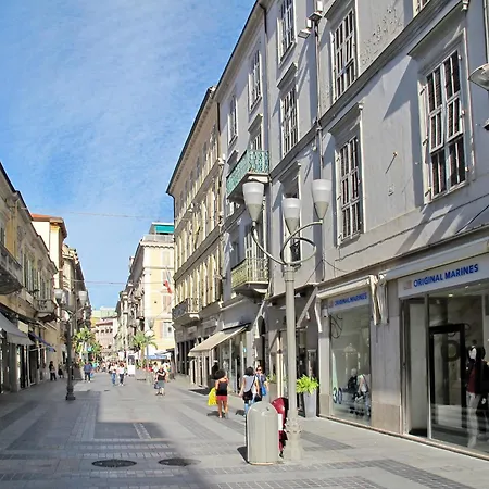 Appartamento La Piazza By Interhome Sanremo